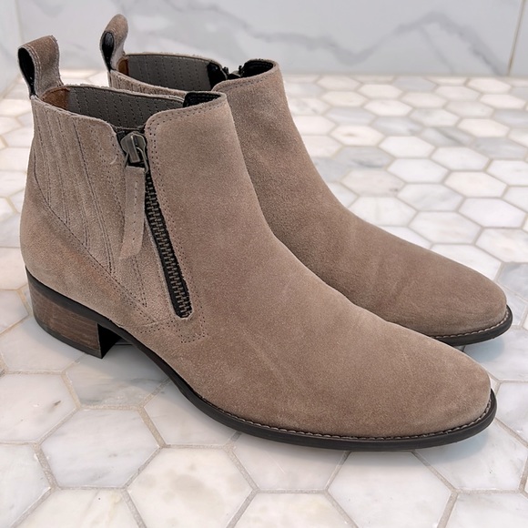 Paul Green Shoes - Paul Green Natalie Suede Tan Leather Stacked Chunky Heel Chelsea Booties Size 7